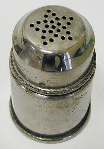 Солонка со звездой Металл, никелировка СССР, 50-е годы XX века 1954 г инфо 802m.